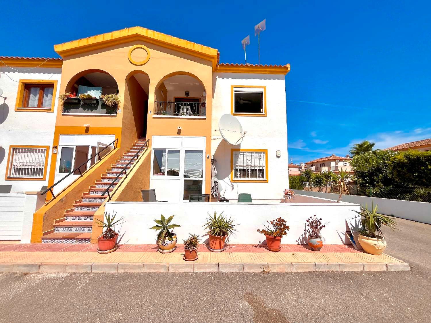 Exterior view of Apartment for sale in Orihuela  with Air Conditioner, Heating and Furnished