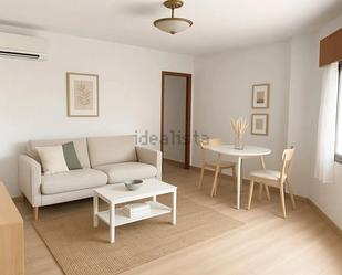 Sala d'estar de Pis en venda en Almansa amb Aire condicionat, Calefacció i Terrassa