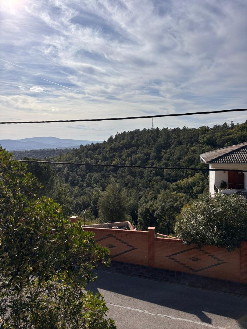 Vista exterior de Casa o xalet de lloguer en Riells i Viabrea amb Aire condicionat, Calefacció i Jardí privat