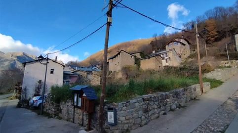 Foto 2 de Terreno en venta en Calle Baja, 9, Sahún, Huesca