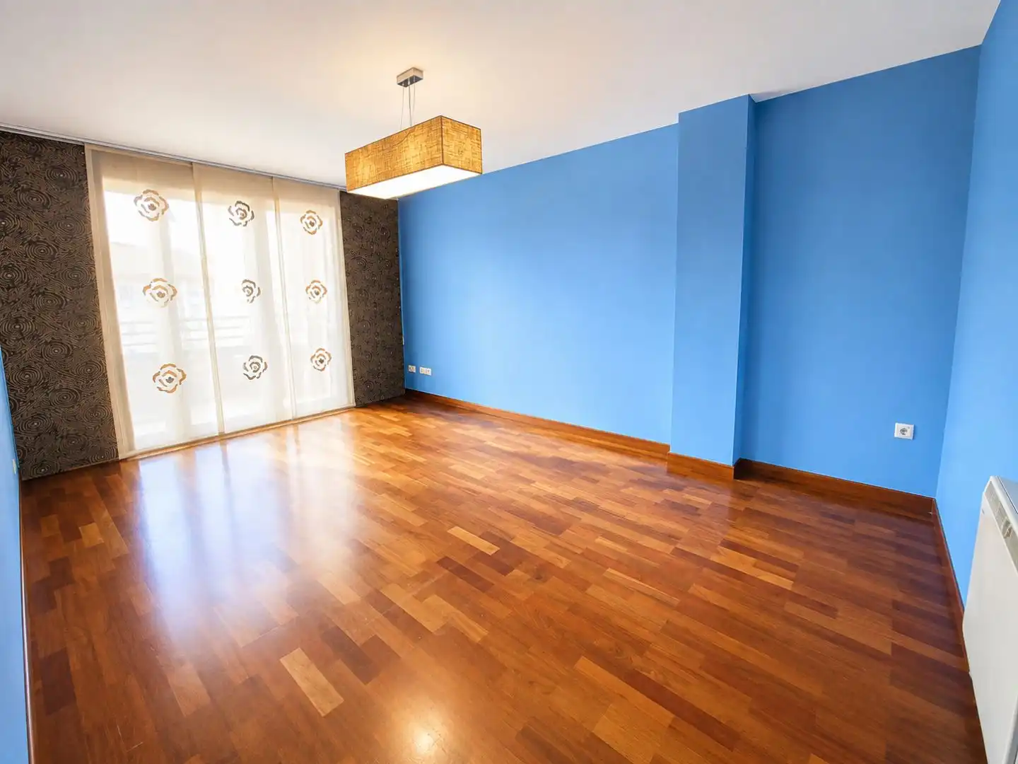 Sala d'estar de Dúplex en venda en Carballo amb Terrassa