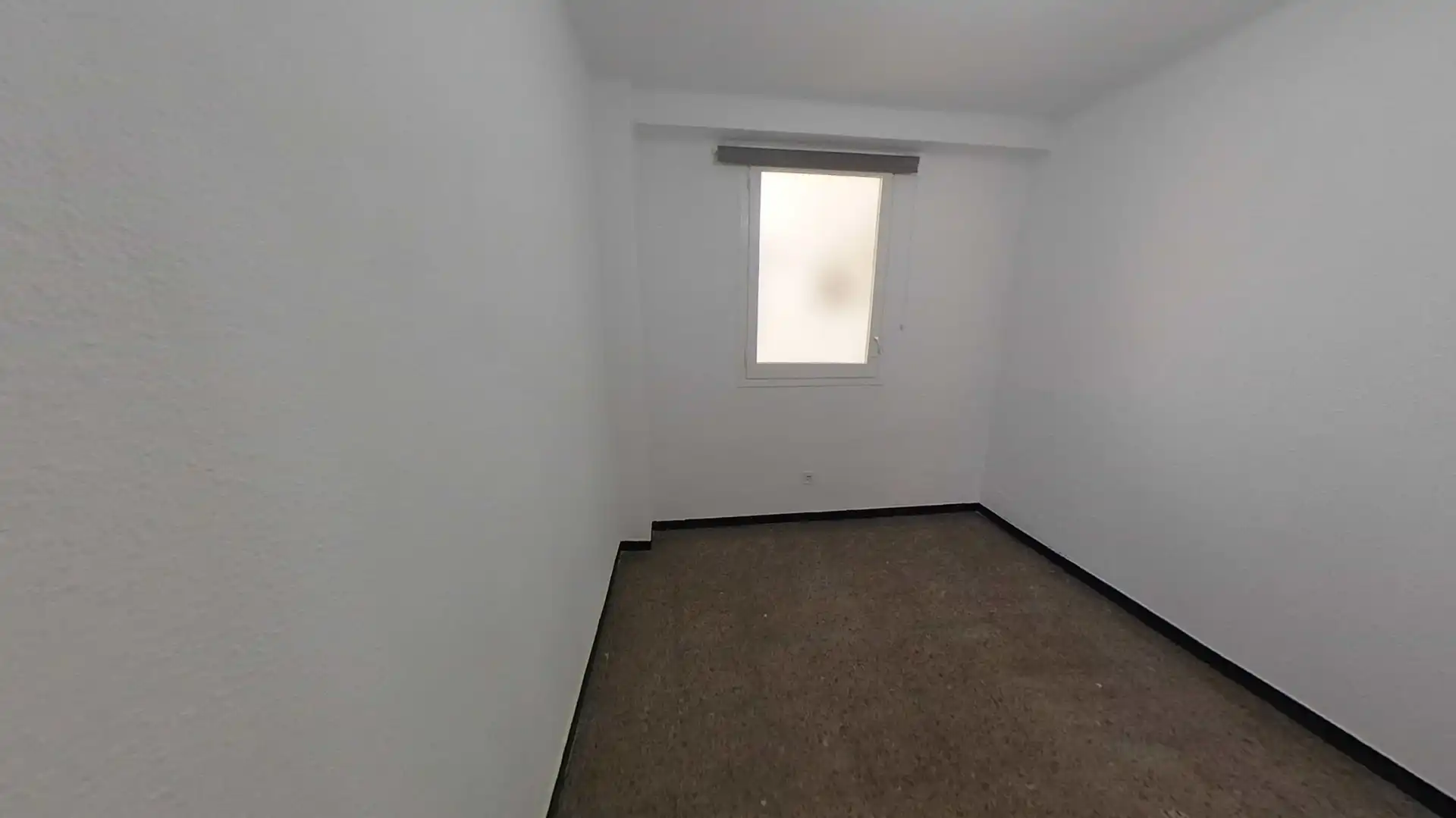 Bedroom of Flat for sale in Rubí