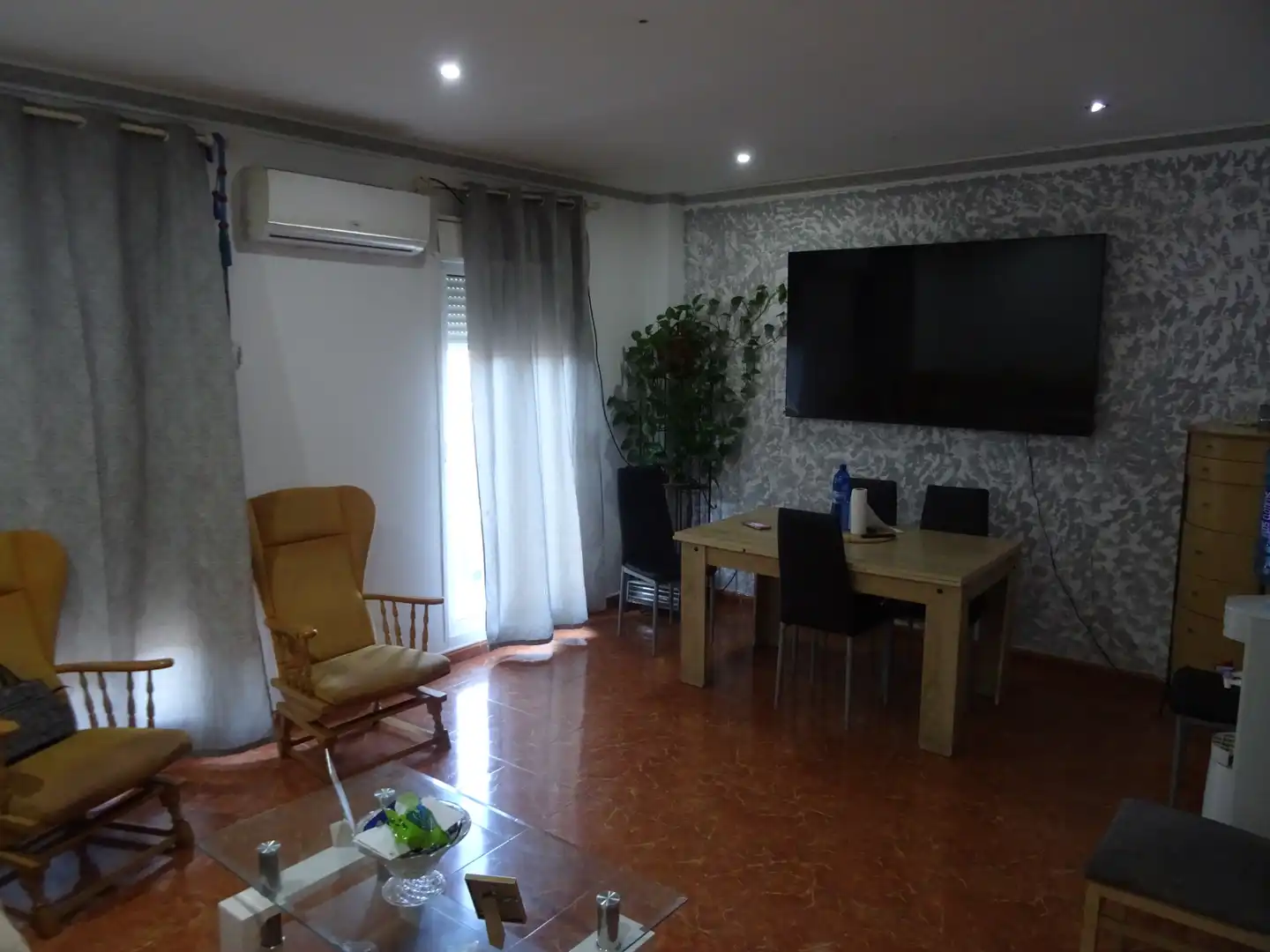 Sala d'estar de Pis en venda en Algemesí amb Aire condicionat, Terrassa i Moblat