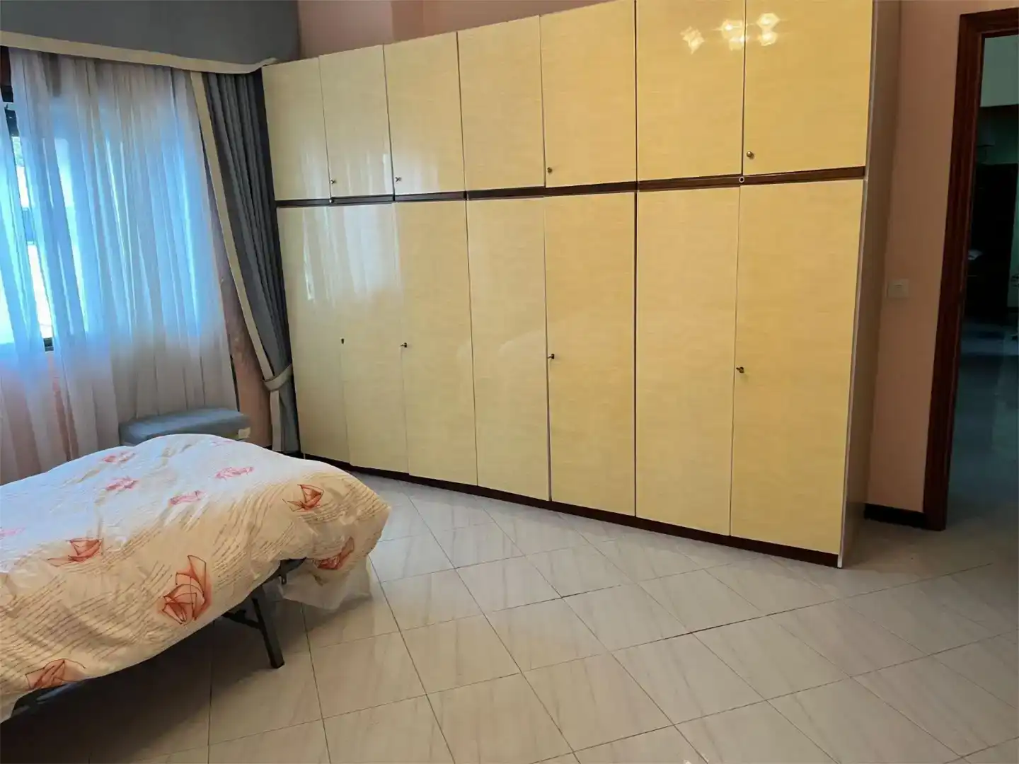 Habitación de Casa adosada en venta en Isla Mayor con Aire acondicionado y Trastero