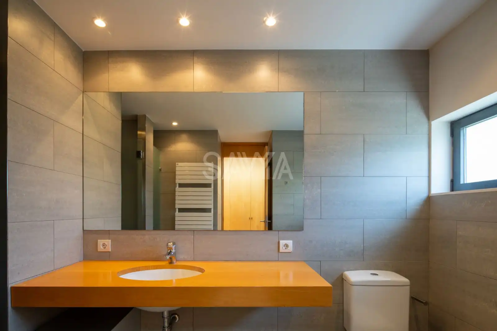 Bathroom of Houses for sale in Sant Just Desvern  with Air Conditioner, Heating and Parquet flooring