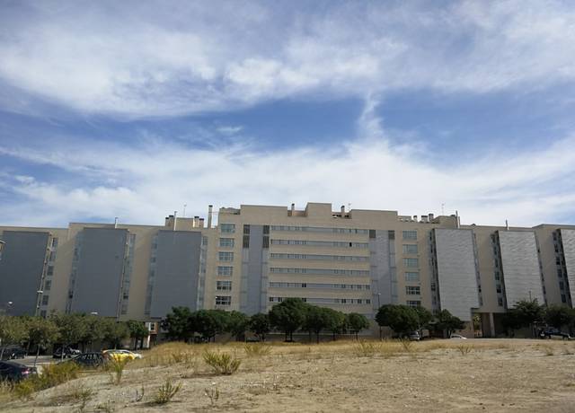 Local comercial en Venta en C/ La Caza  en Valdespartera