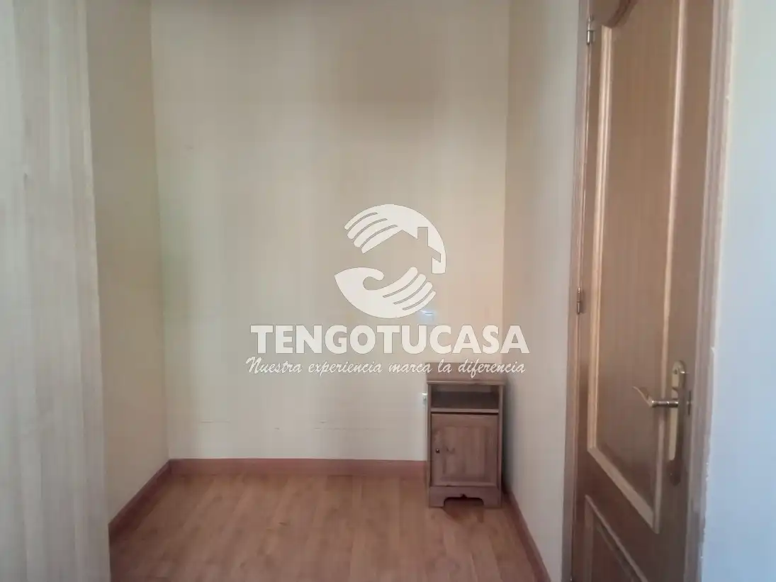 Habitación de Piso en venta en Madrid con Aire acondicionado