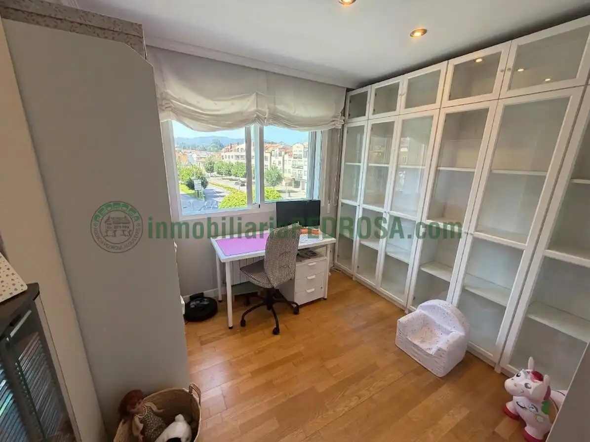 Flat for rent in Avenida MARIA VICTORIA MORENO, Zona Fernández Ladreda