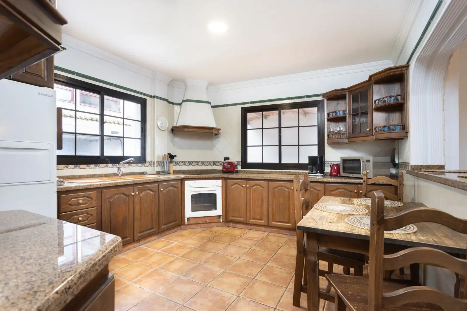 Kitchen of Detached homes for sale in El Sauzal  with Private garden, Terrace and Balcony