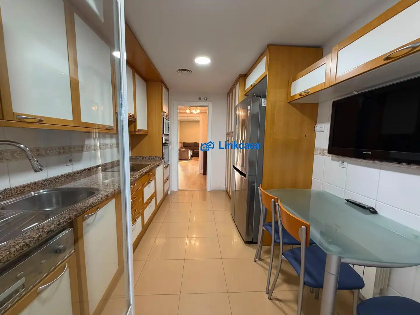 Cuina de Pis en venda en Pozuelo de Alarcón amb Aire condicionat, Calefacció i Jardí privat