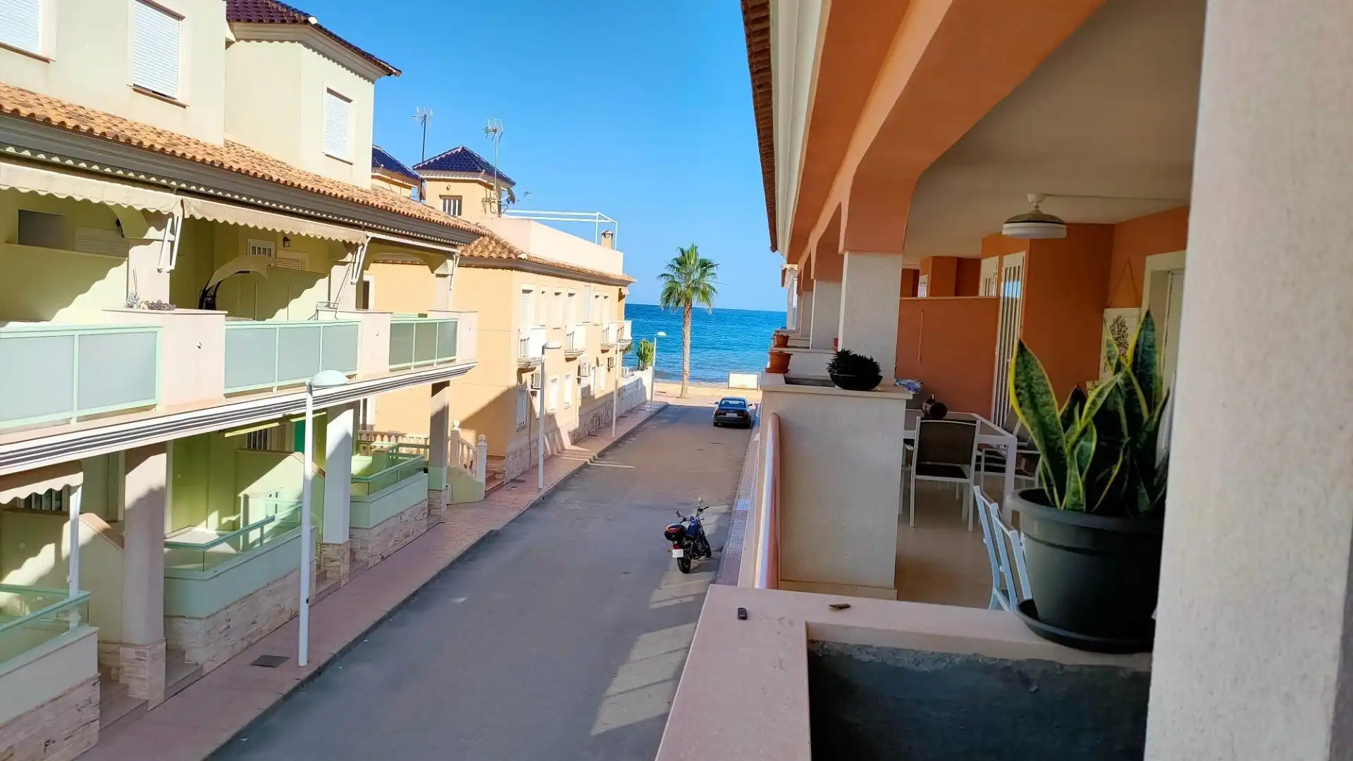 Vista exterior de Ático en venta en Cuevas del Almanzora con Aire acondicionado, Terraza y Amueblado