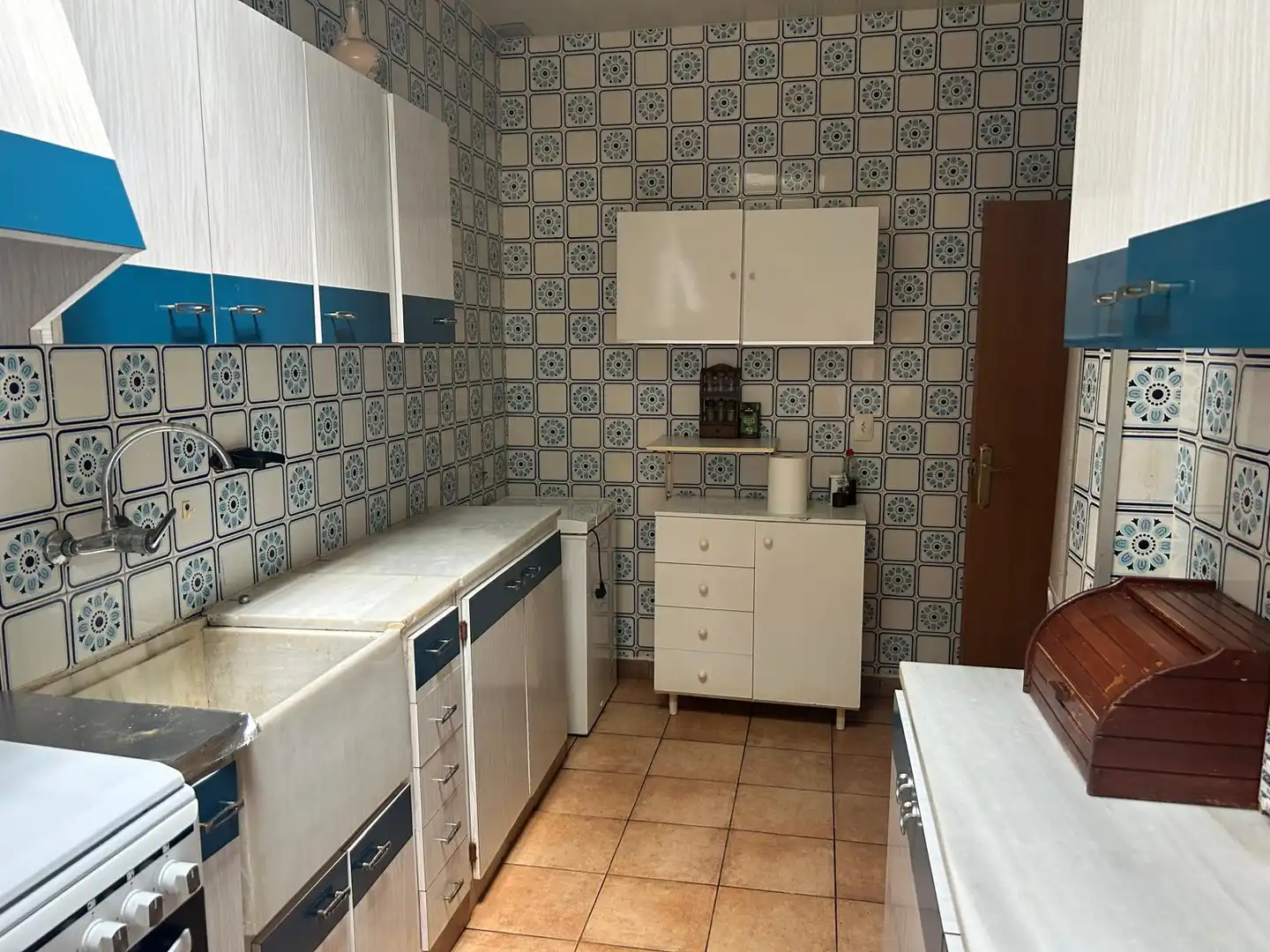 Cuina de Casa o xalet de lloguer en Alborache amb Aire condicionat, Jardí privat i Terrassa