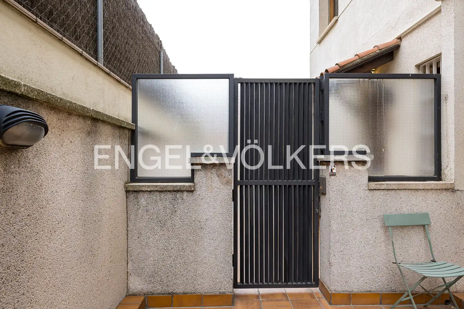 Exterior view of Houses for sale in Sant Cugat del Vallès  with Air Conditioner, Heating and Private garden