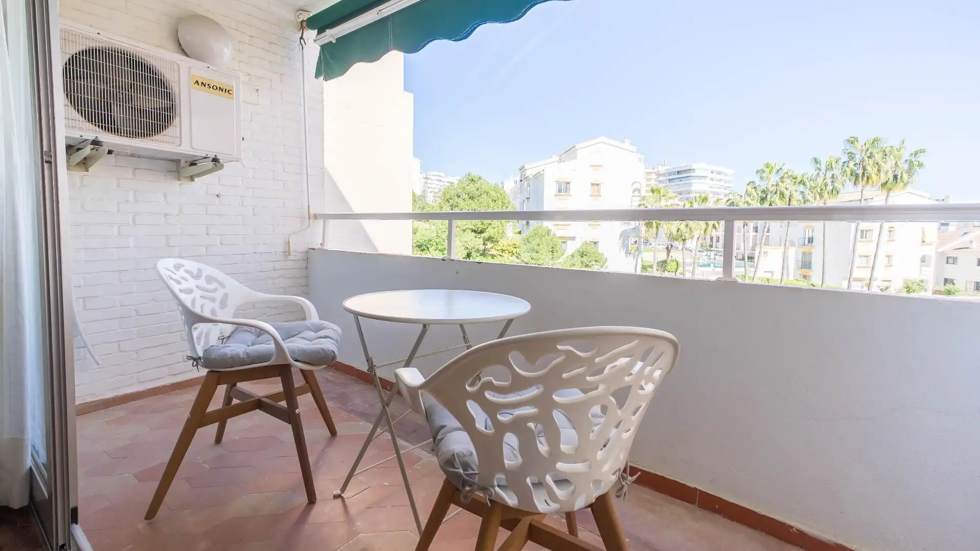 Terraza de Apartamento en venta en Fuengirola con Aire acondicionado, Terraza y Amueblado