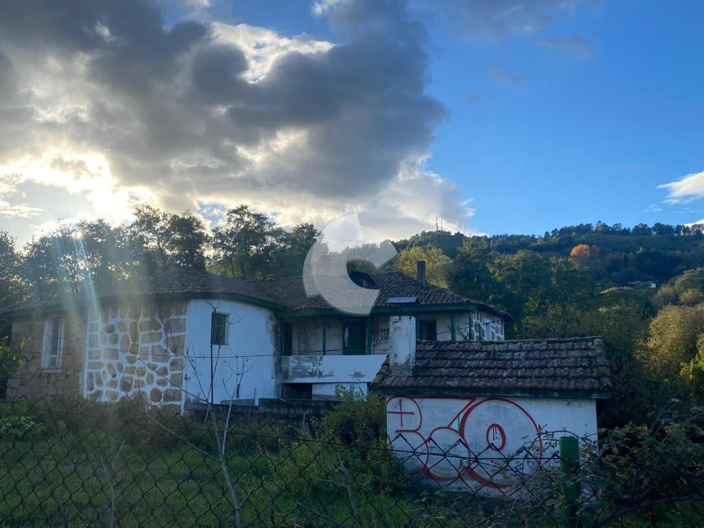 Exterior view of House or chalet for sale in Ourense Capital   with Private garden