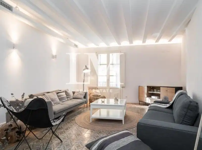 Apartament amb terrassa en venda a CIUTAT