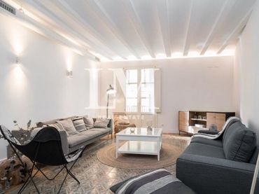 Apartment mit Balkon zum Verkauf in CIUTAT