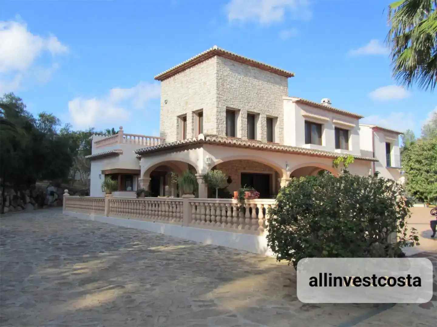 Vista exterior de Finca rústica en venda en Moraira amb Aire condicionat, Piscina i Balcó