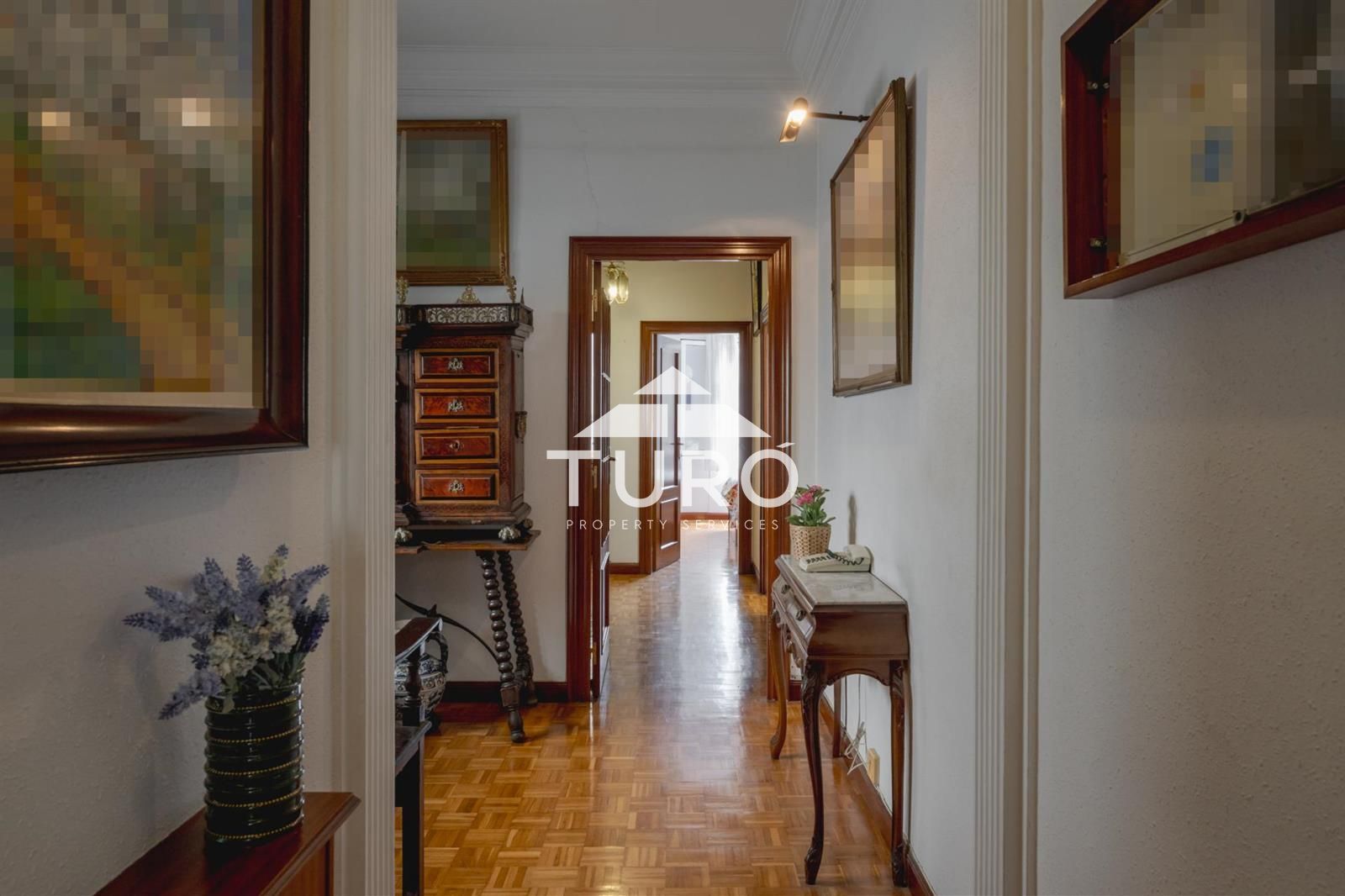 Flat for sale in  Barcelona Capital  with Heating