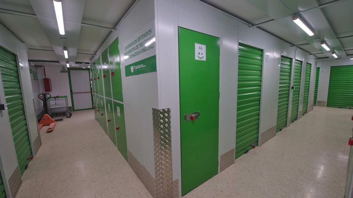 Box room for sale in Nerja  with Alarm