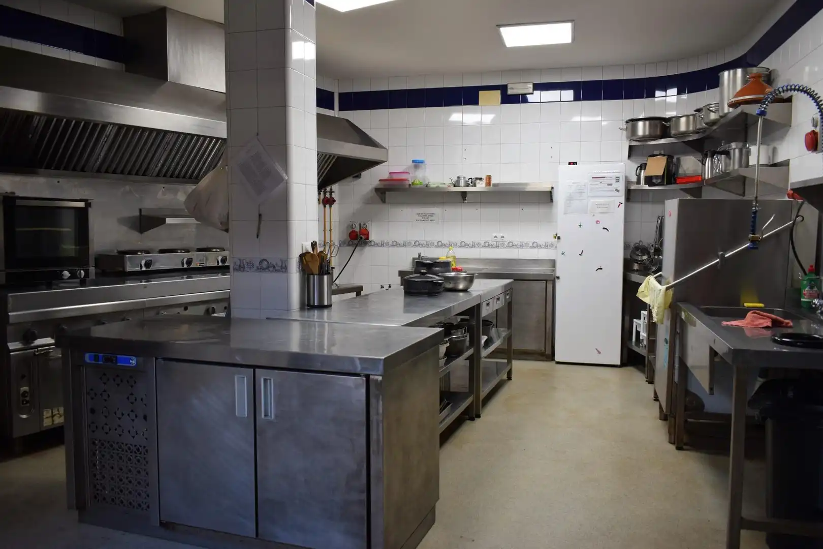 Cocina de Edificio en venta en San Bartolomé de la Torre