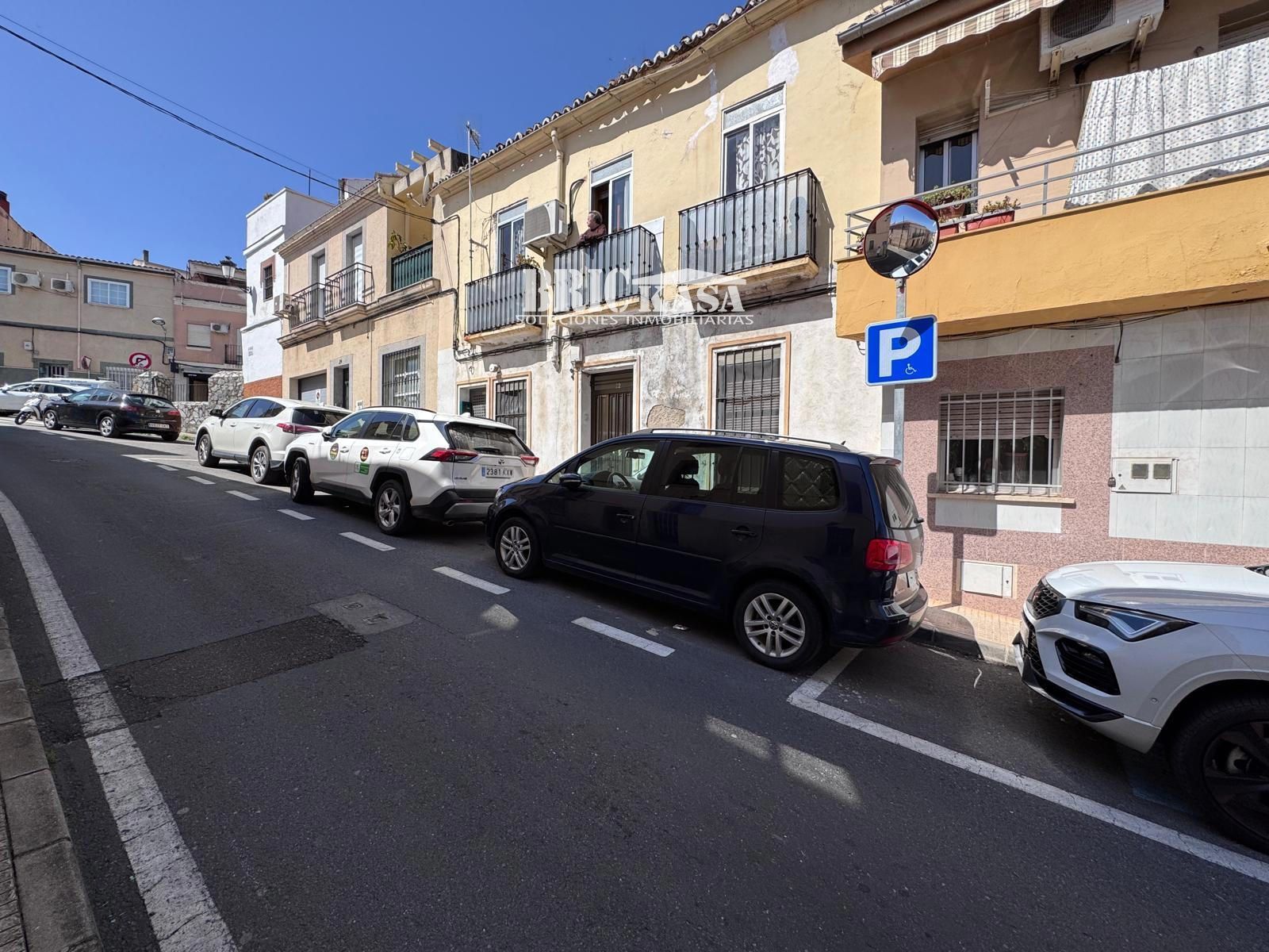 Exterior view of House or chalet for sale in Cáceres Capital  with Air Conditioner