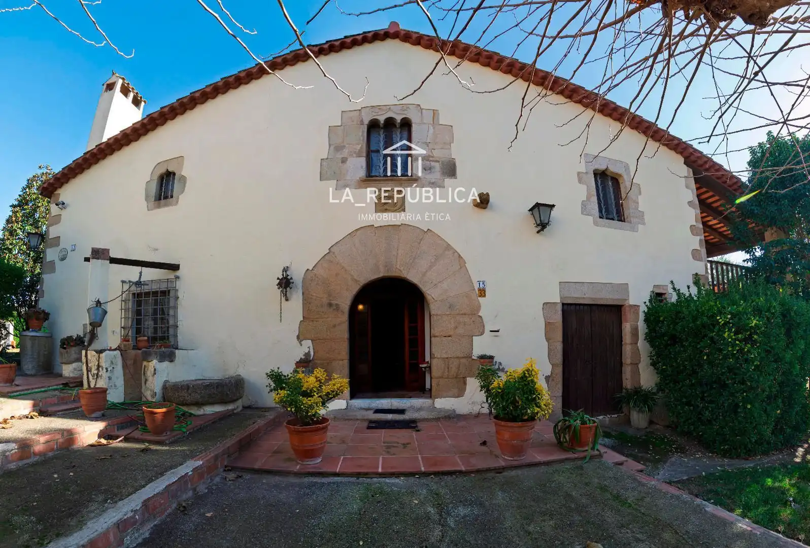 Vista exterior de Casa o chalet en venta en Sils con Calefacción, Jardín privado y Terraza