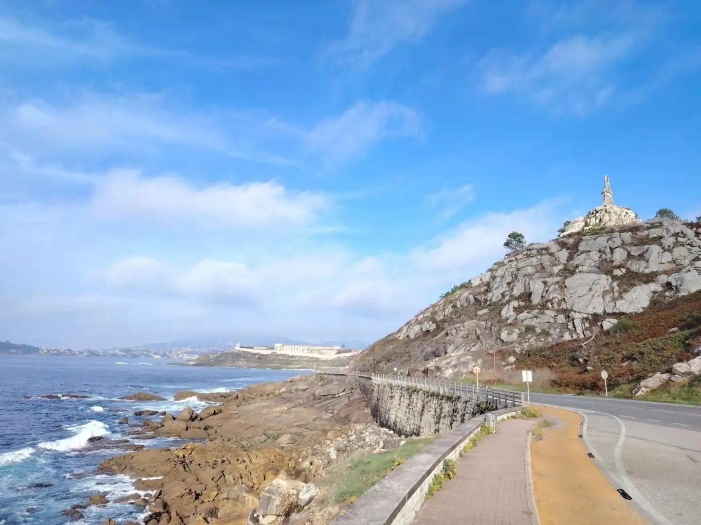 Vista exterior de Casa adosada en venta en Baiona con Calefacción