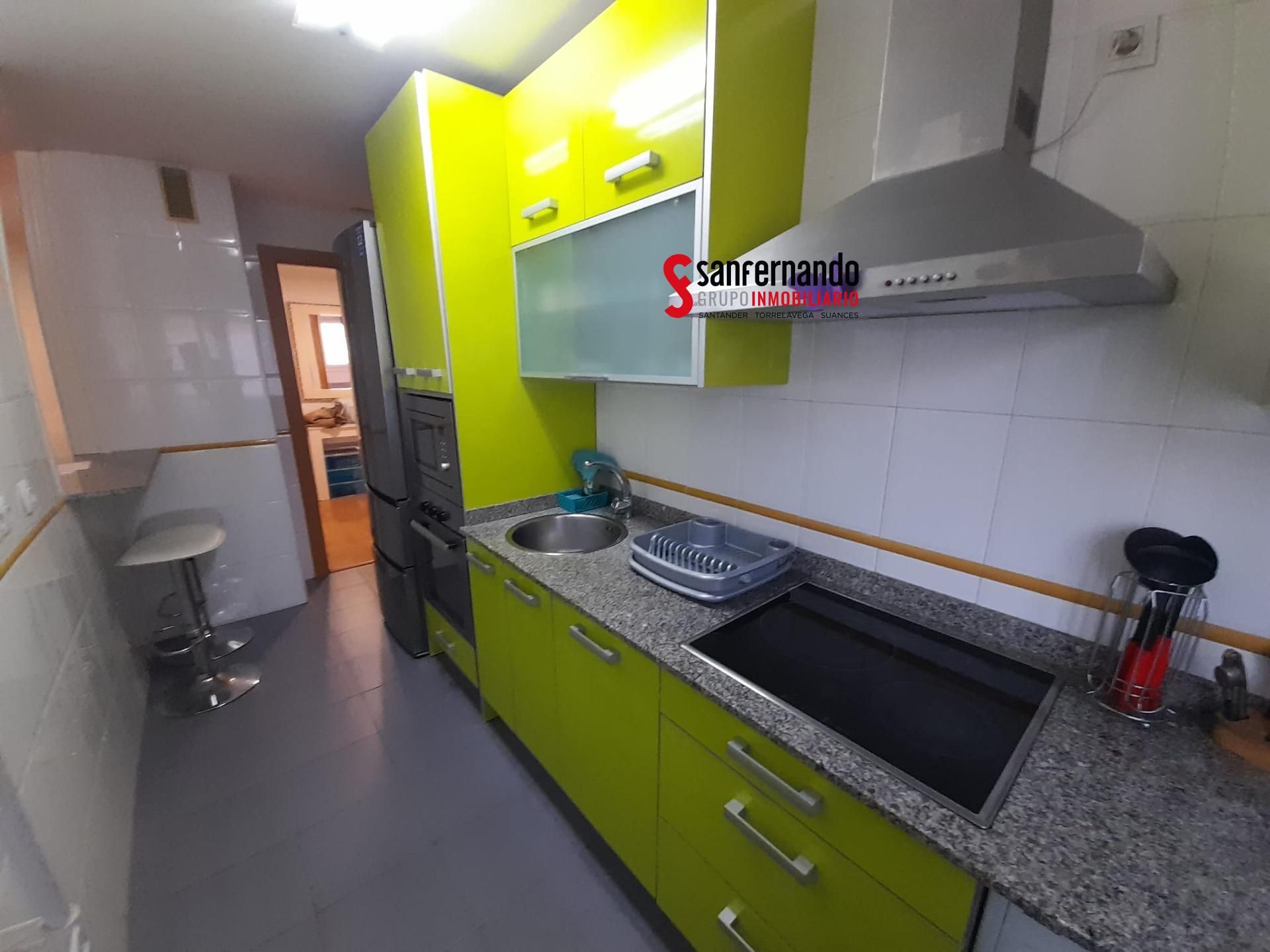 Kitchen of Apartment to rent in Santander  with Heating