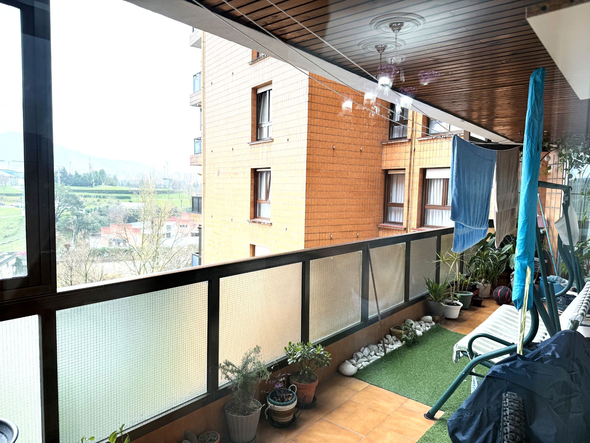 Balcony of Flat for sale in Basauri   with Heating, Terrace and Furnished