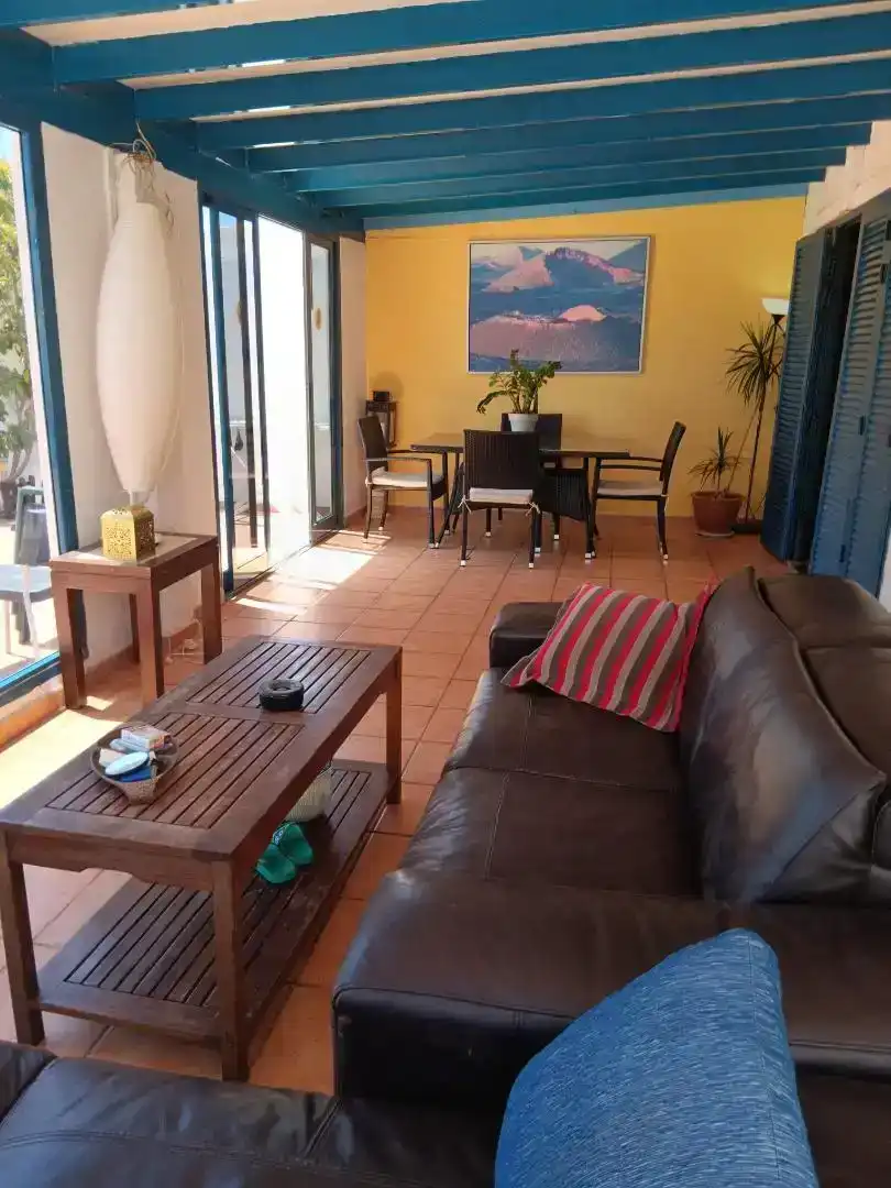 Sala d'estar de Casa o xalet en venda en Yaiza amb Aire condicionat, Jardí privat i Traster