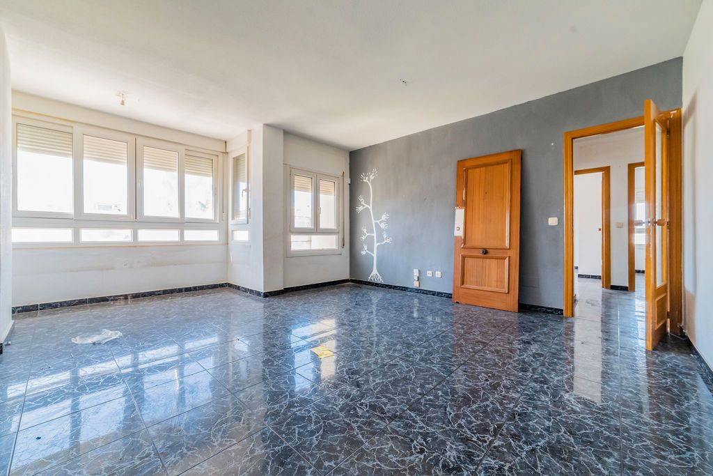 Flat for sale in Calle Santiago, Los Nietos