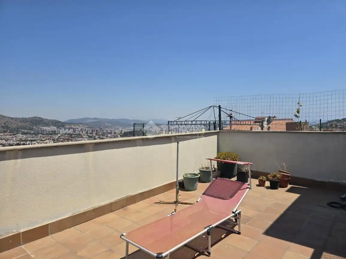 Terrassa de Pis en venda en Barcelona amb Aire condicionat, Calefacció i Terrassa