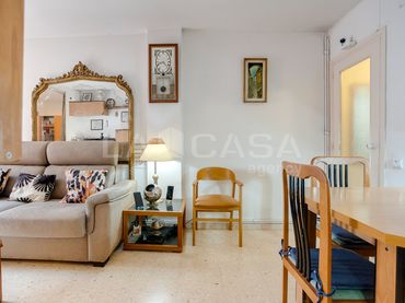 Flat with balcony for sale in Artigues - Llefià