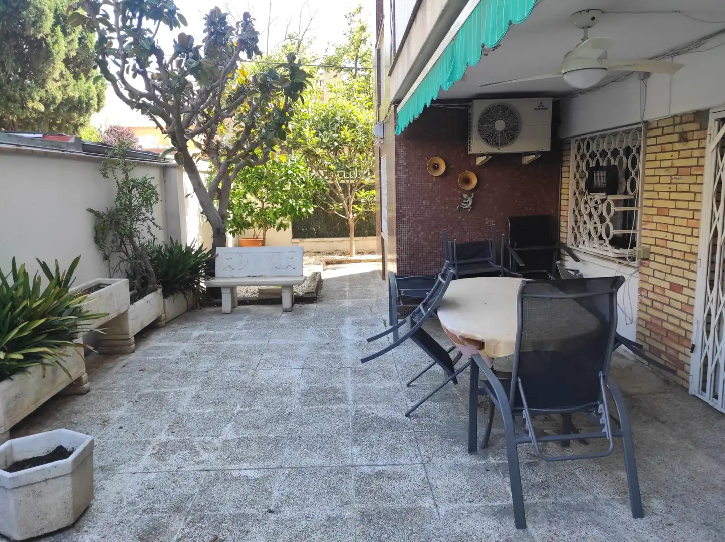 Terrace of Ground floor for sale in Esplugues de Llobregat  with Air Conditioner, Heating and Parquet flooring