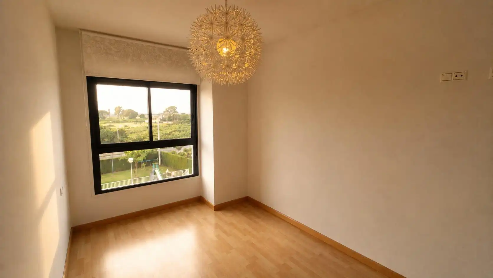 Habitación de Piso en venta en Castellón de la Plana / Castelló de la Plana con Aire acondicionado, Calefacción y Trastero