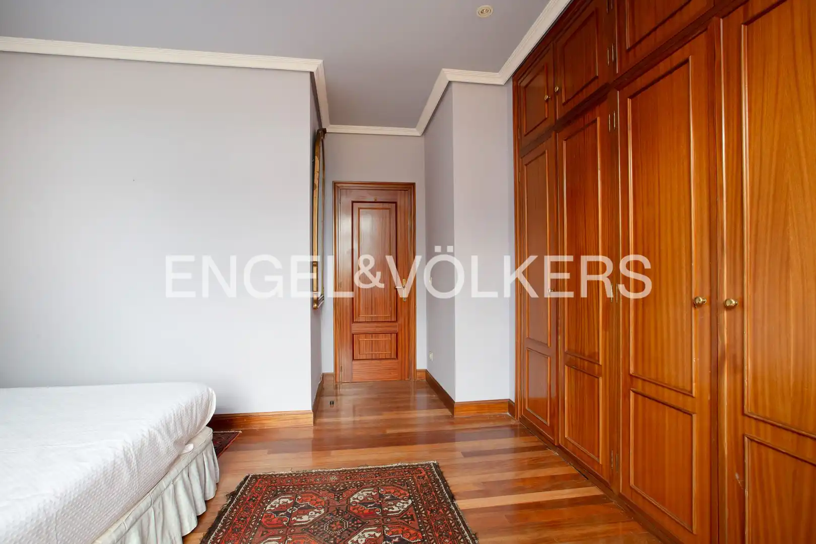 Piso en venta en Getxo  con Calefacción, Jardín privado y Parquet