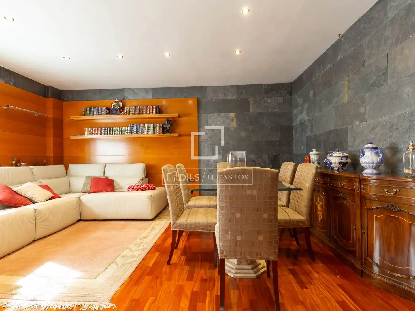 Living room of Flat for sale in Sant Joan Despí  with Air Conditioner
