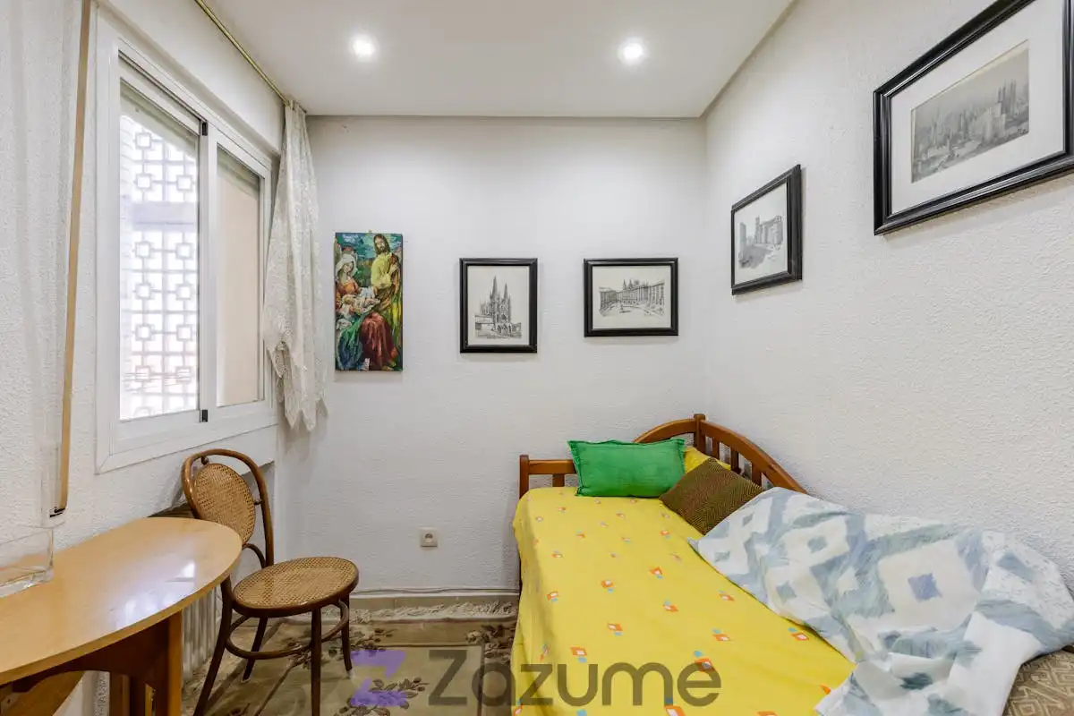 Schlafzimmer von Wohnung zur Miete in Madrid mit Klimaanlage, Heizung und Terrasse