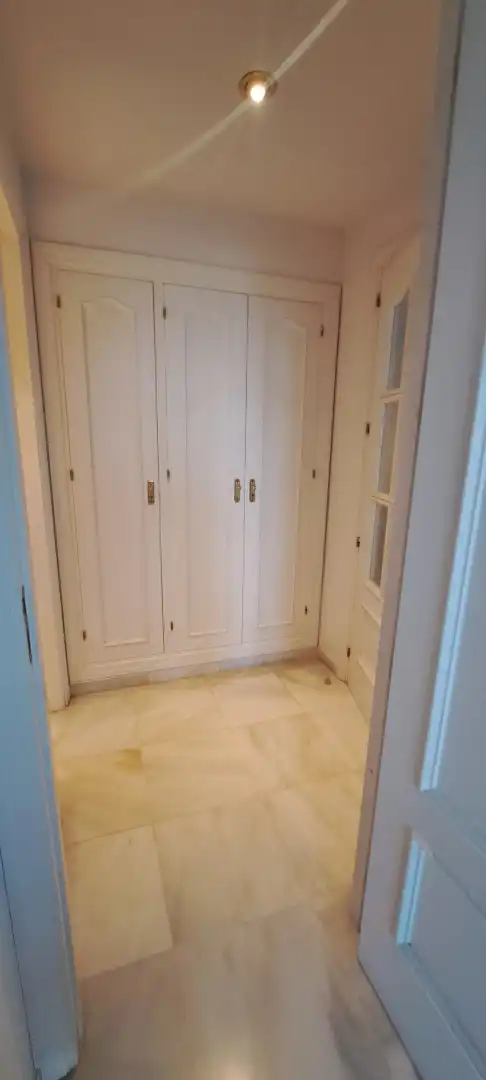 Wohnung zur Miete in Marbella mit Klimaanlage, Heizung und Terrasse