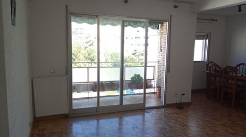 Foto 4 de Piso en venta en Calle de Somontín, 69, Apóstol Santiago, Madrid Capital
