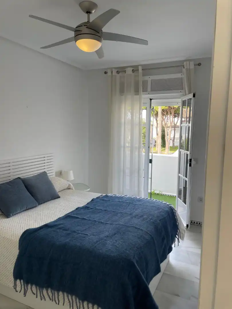 Mini appartamento con piscina in affitto a Avenida de las Quintas 22, imagen 12