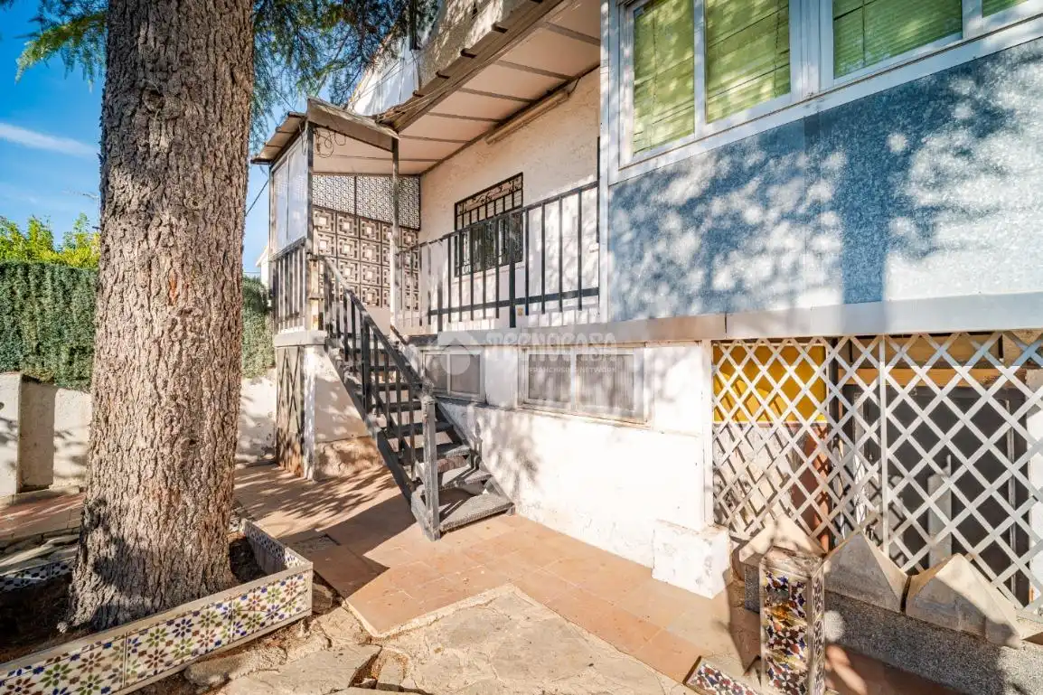 Semi-detached house with pool for sale in Los Villares, imagen 8