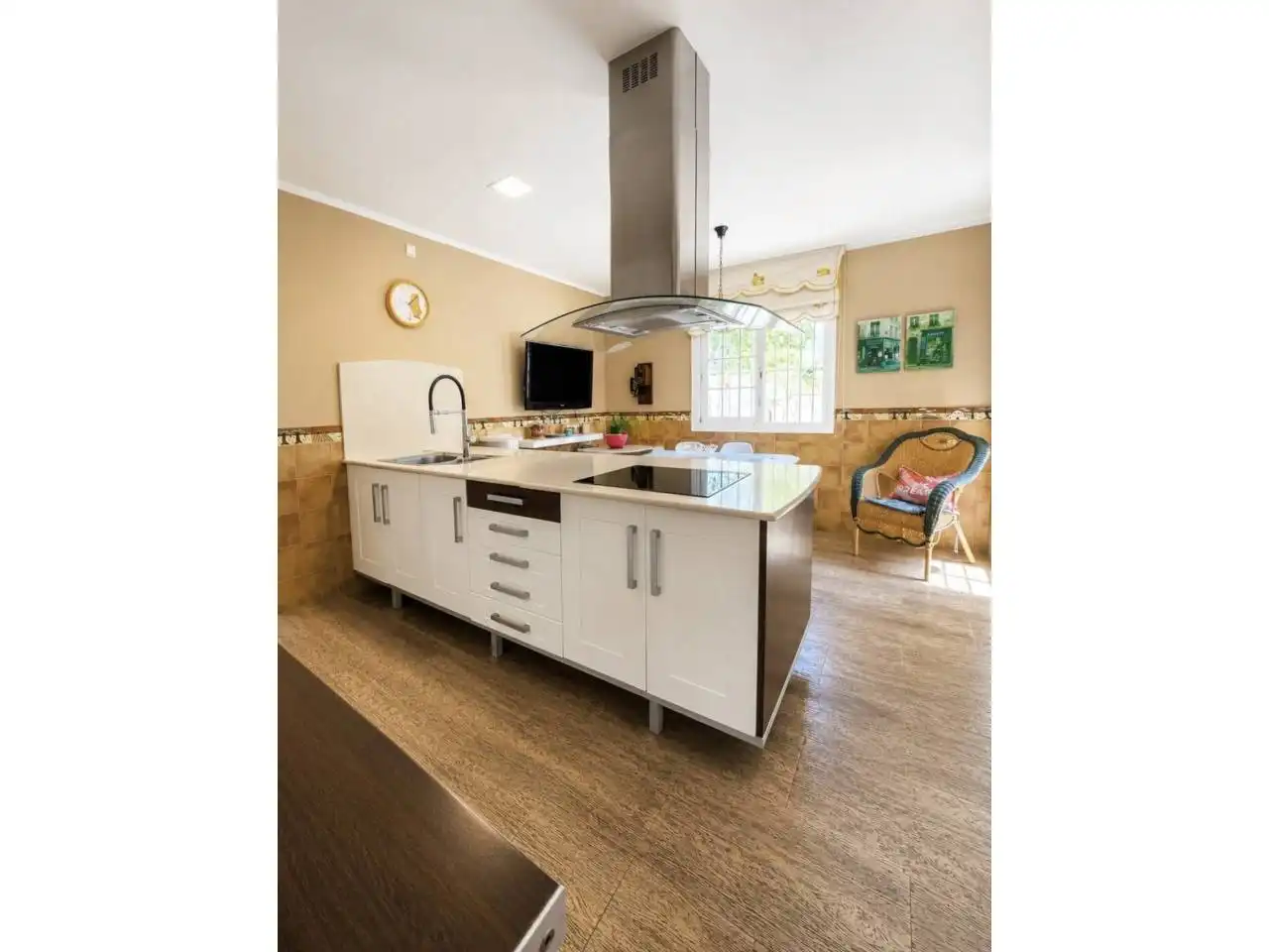 Cocina de Casa o chalet en venta en Cubelles con Aire acondicionado, Calefacción y Jardín privado