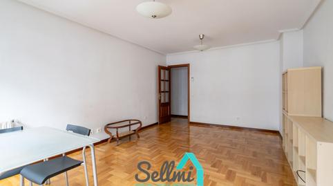 Foto 4 de Pis de lloguer a Coaña, La Florida, Oviedo