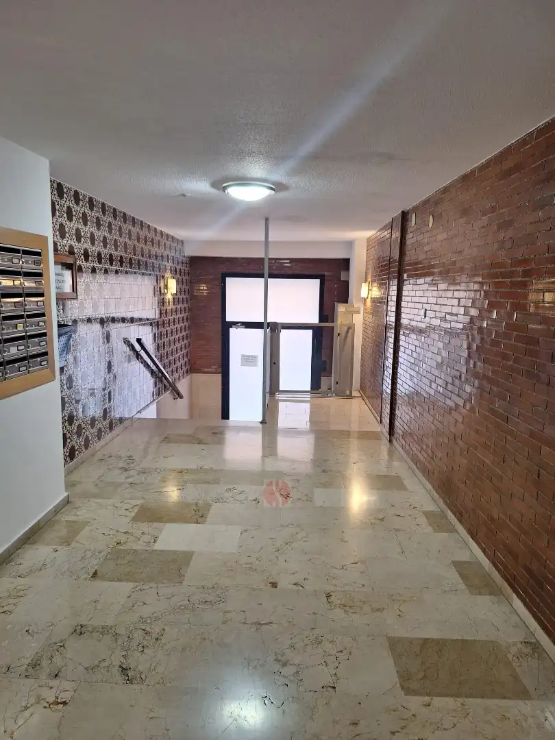 Flat for sale in Granada  with Heating and Furnished