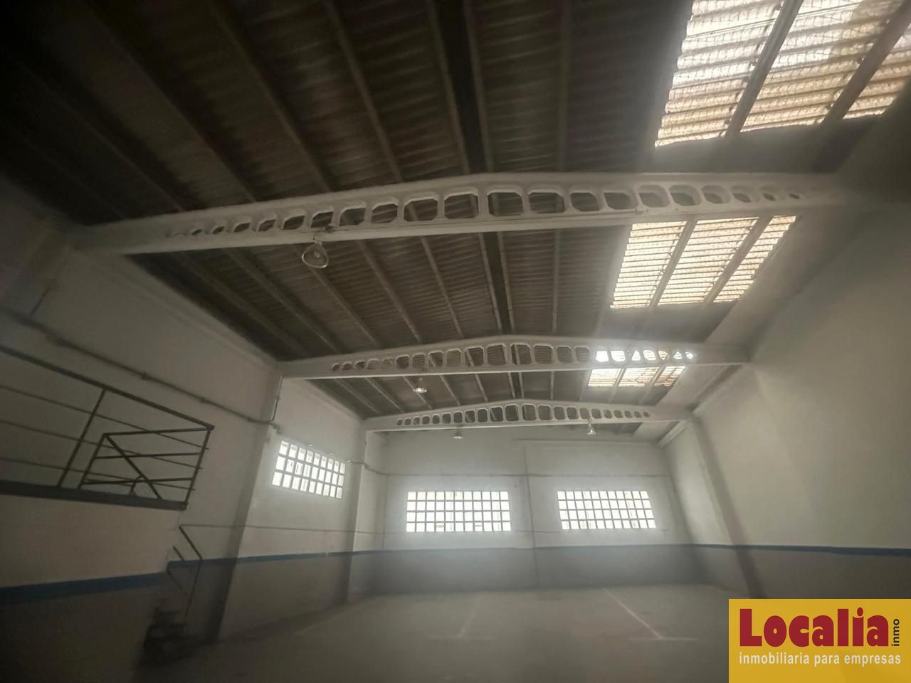 Exterior view of Industrial buildings for sale in Camargo