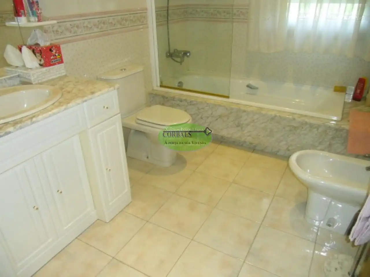 Bathroom of Houses for sale in Ourense Capital   with Heating, Private garden and Terrace