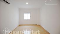 Bedroom of Flat for sale in Oliva  with Air Conditioner, Heating and Storage room