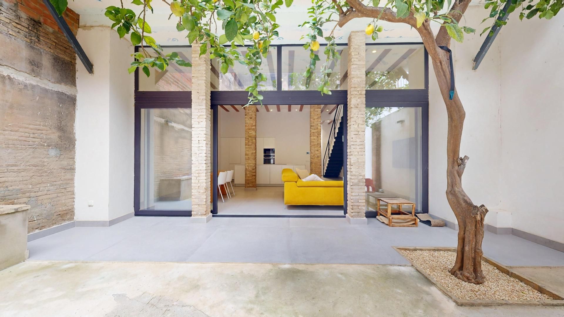 Vista exterior de Casa o xalet en venda en Massanassa amb Aire condicionat, Calefacció i Parquet